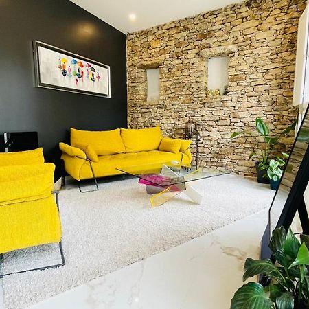 فونتين-دي-فوكلوز Sakina Appartement En Bord De Sorgue المظهر الخارجي الصورة